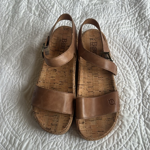 Born Women’s Wedge Sandals Size:9M - Picture 2 of 11